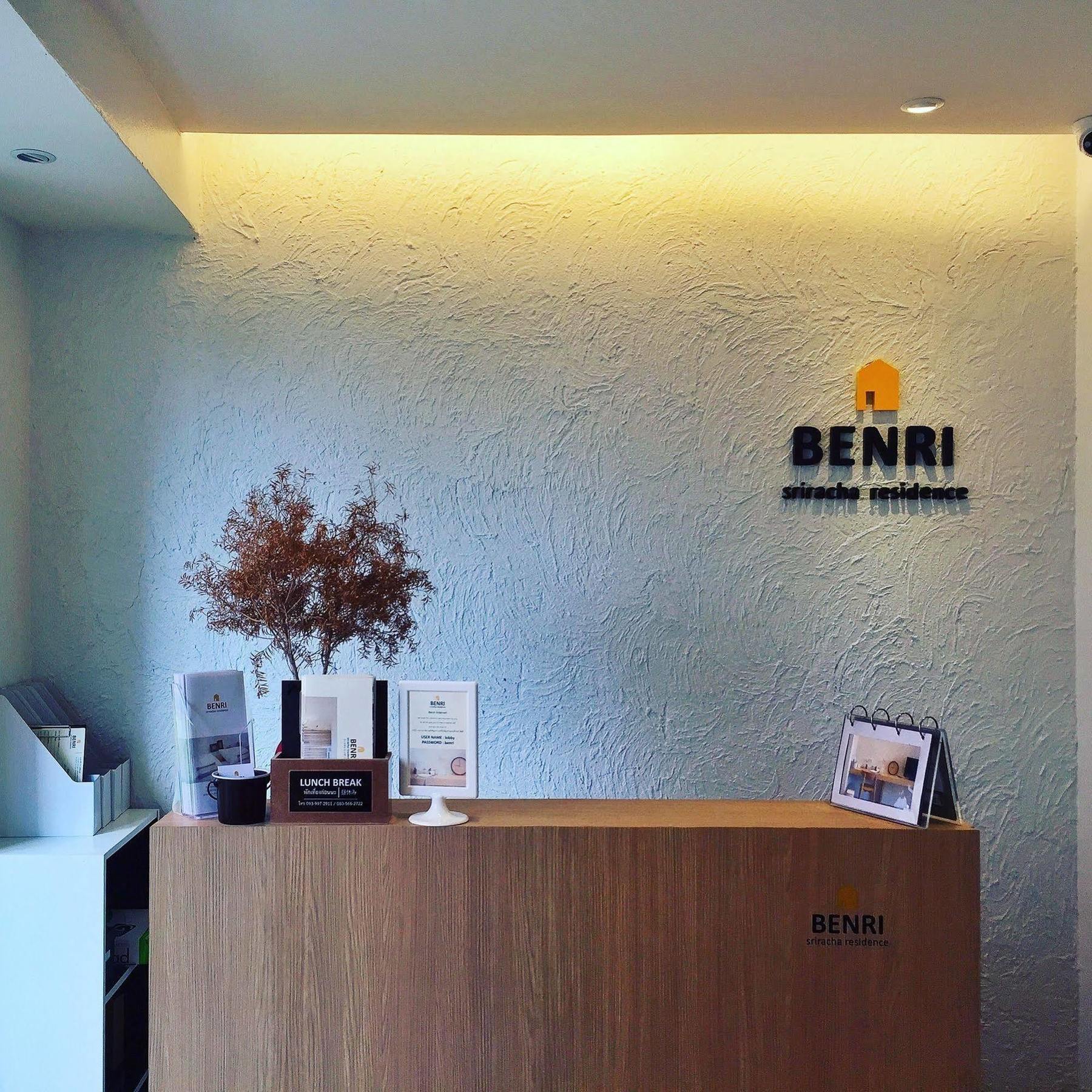 Benri Sriracha Residence Si Racha Esterno foto