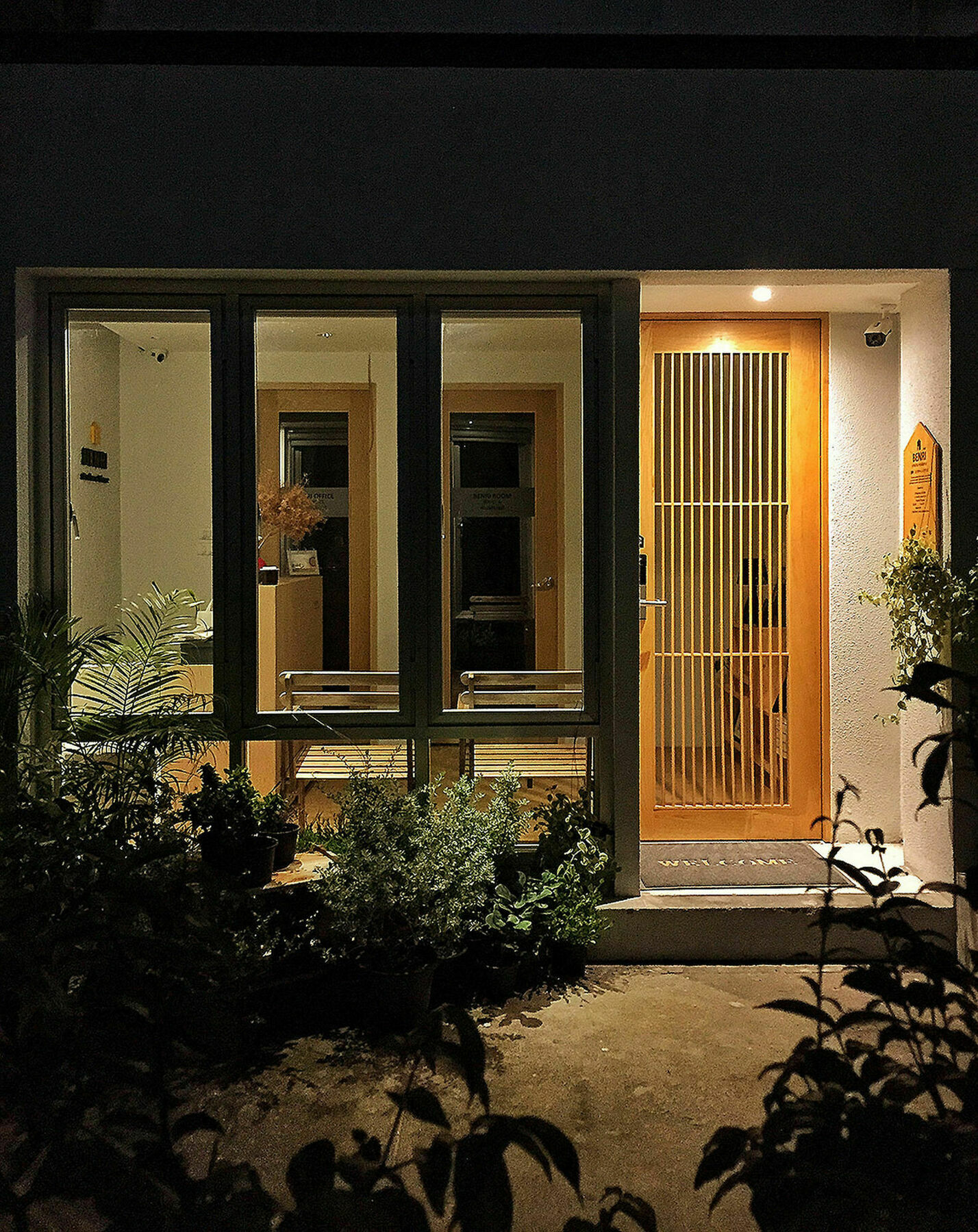 Benri Sriracha Residence Si Racha Esterno foto